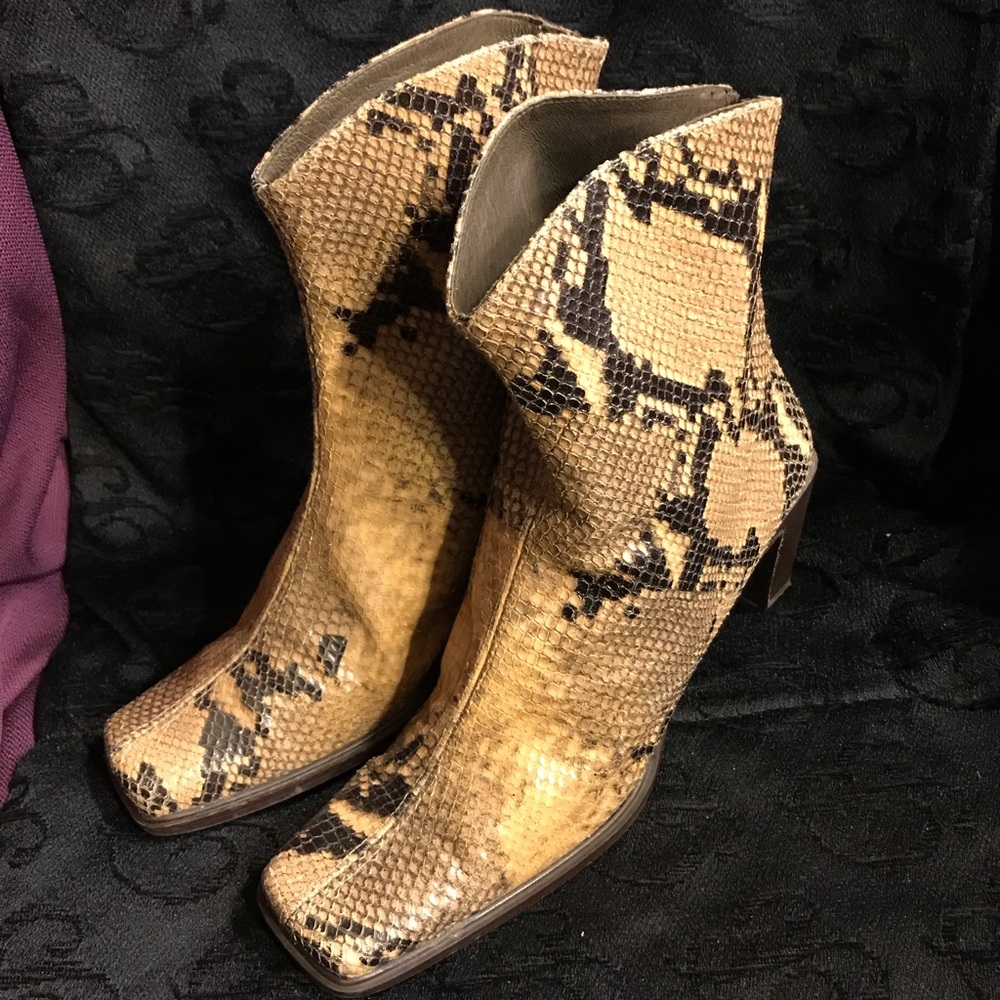 Vintage Harris Prestige Genuine Snake Skin Boots